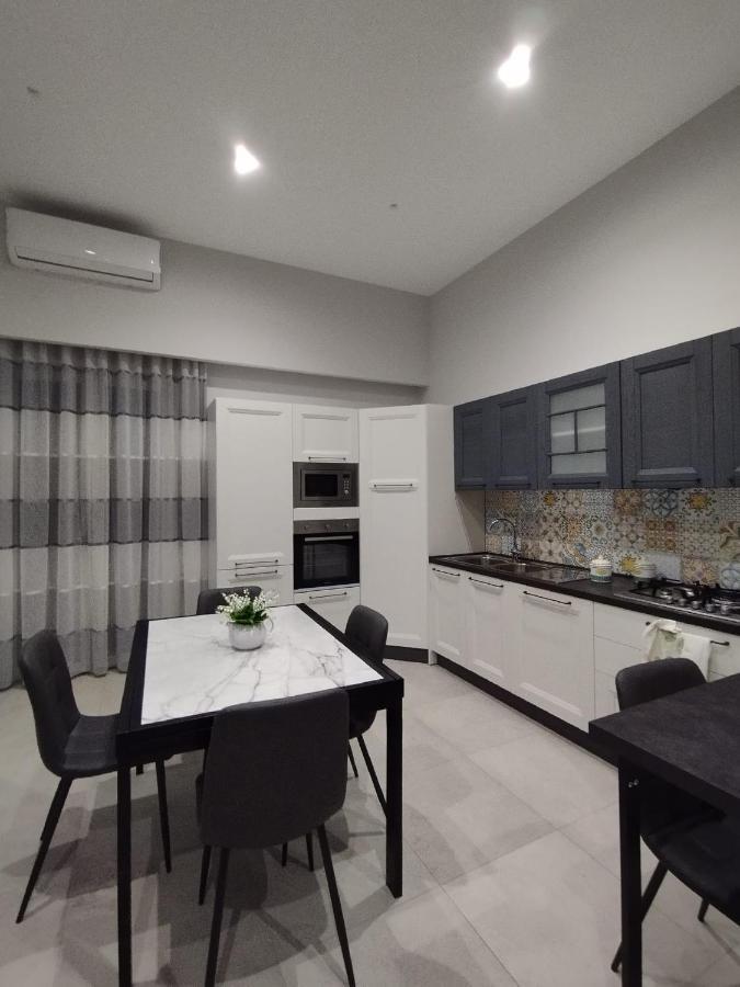 Hibiscus Apartment Castellammare di Stabia Bagian luar foto