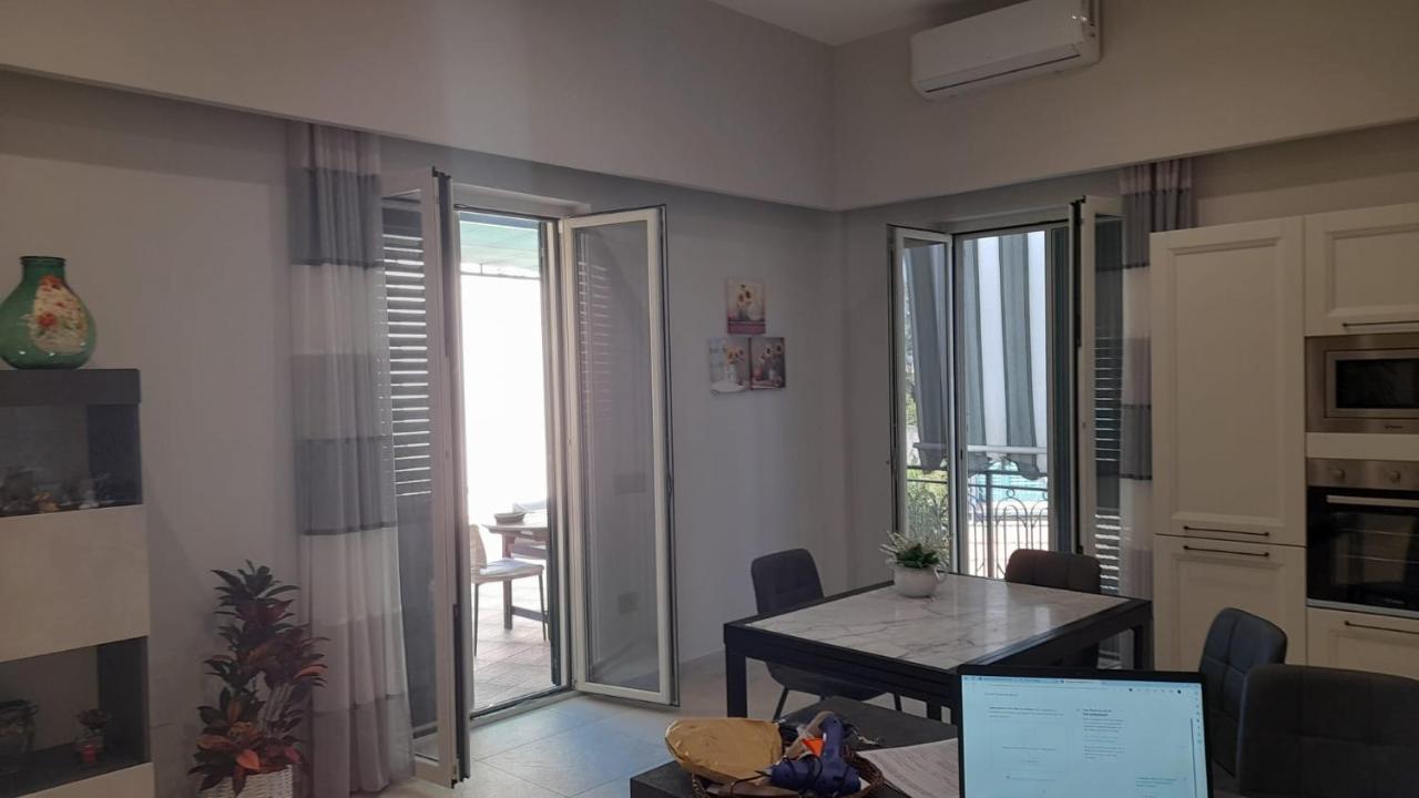 Hibiscus Apartment Castellammare di Stabia Bagian luar foto