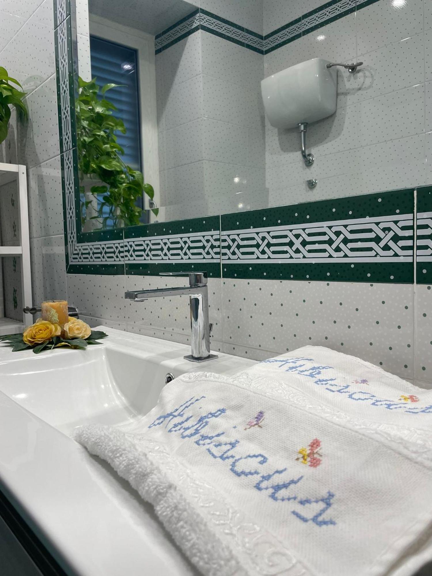 Hibiscus Apartment Castellammare di Stabia Bagian luar foto