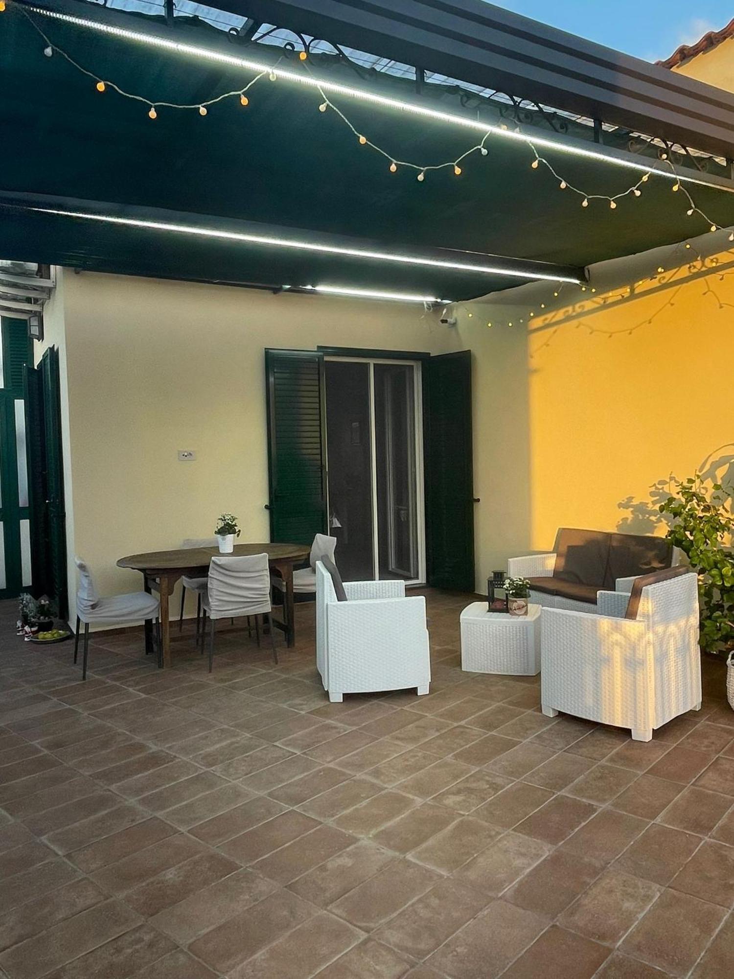 Hibiscus Apartment Castellammare di Stabia Bagian luar foto